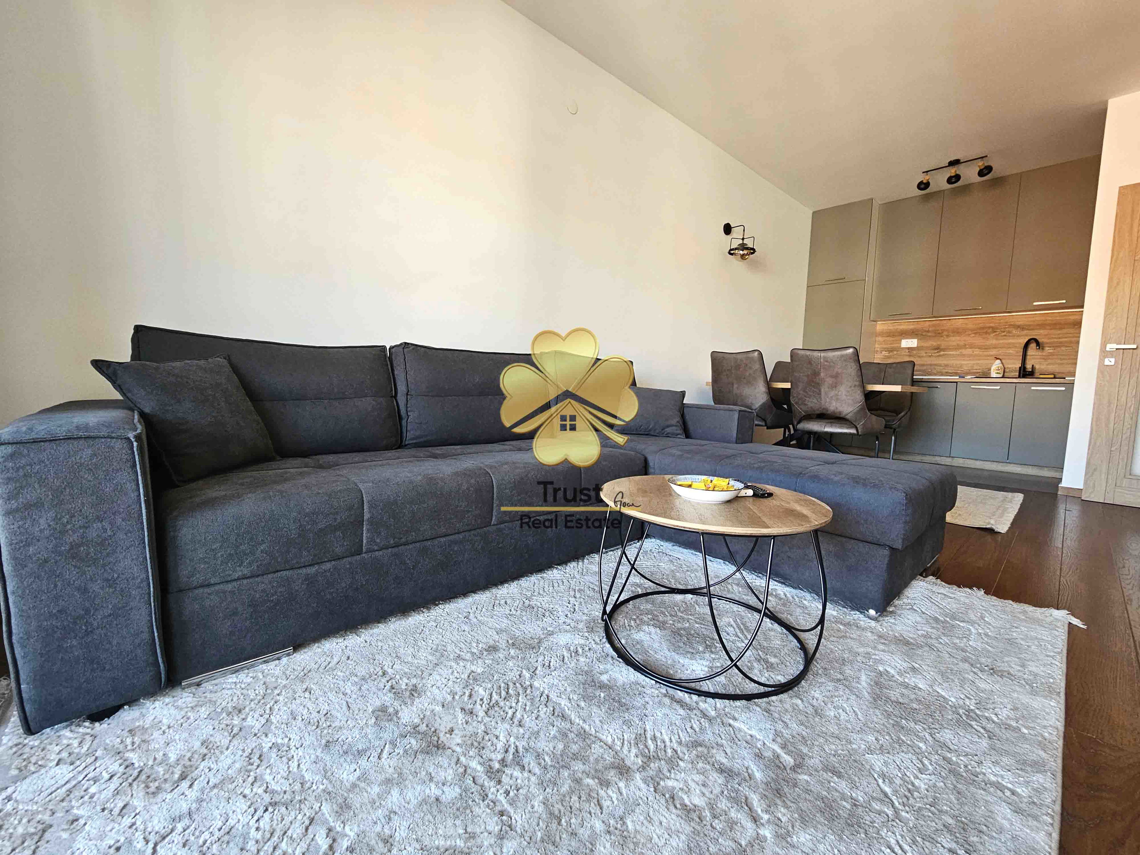 Izdavanje - Stan Podgorica, Master Kvart