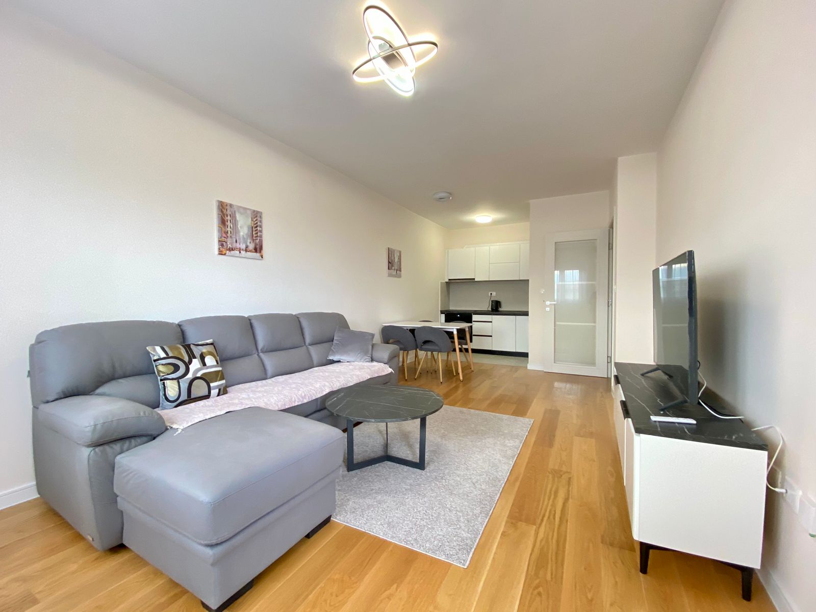 Оренда - Квартира Podgorica, Central Point