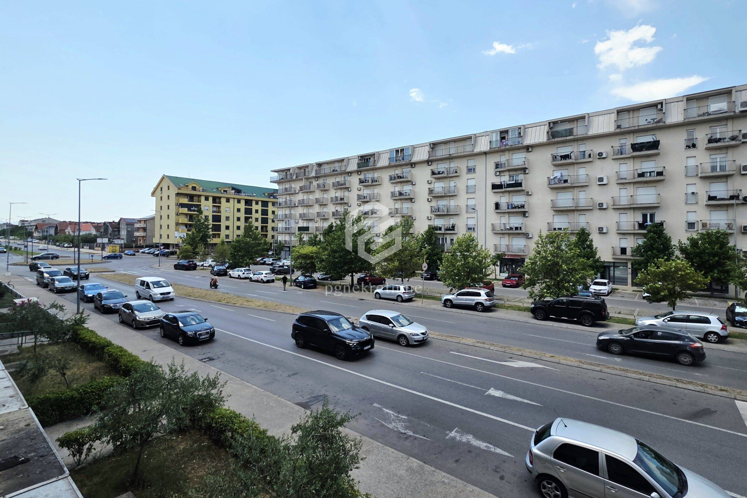 bf802842-4398-48f1-ae74-d93dc5d327df.jpg