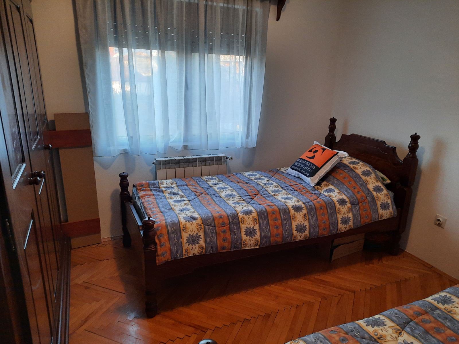 bf8cb5a4-4546-4da0-9a47-d31ae443cc75.jpg