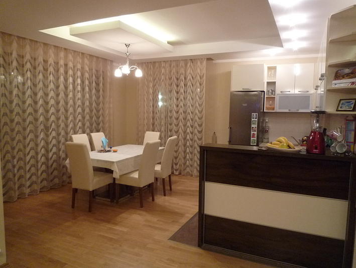 Продаж - Будинок Herceg Novi, Zelenika