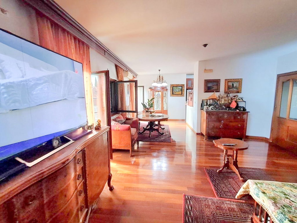 c090a138-c7c0-48f4-97aa-d782f2d0a431.jpeg