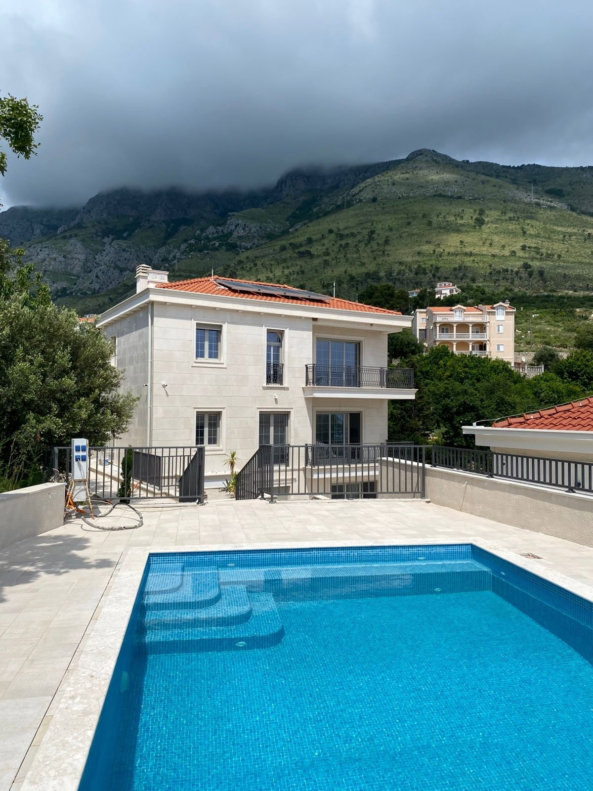 Sale - House Budva, Blizikuće