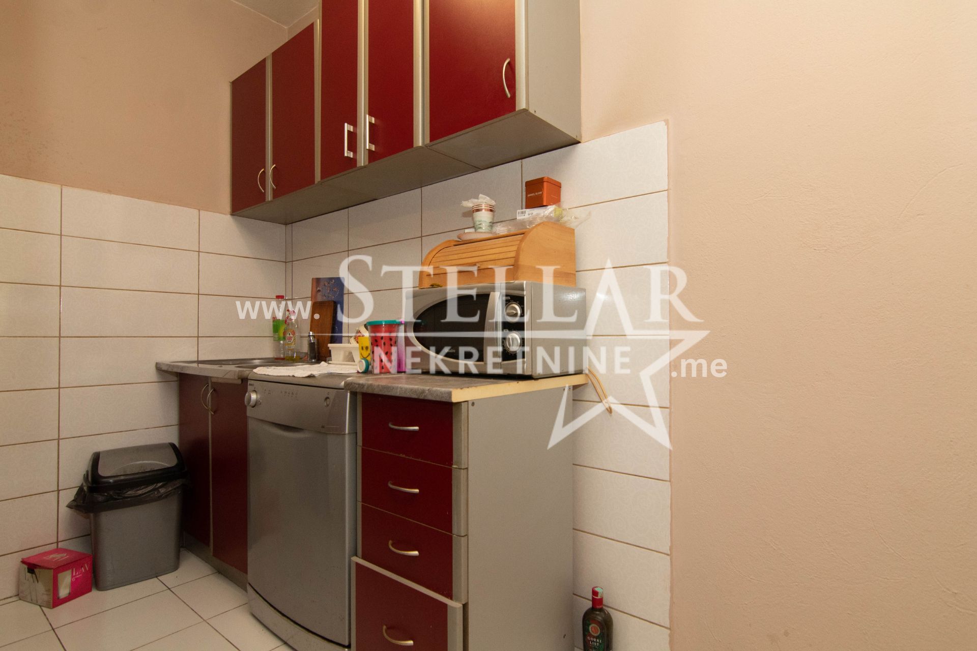 c32a877d-6c56-4595-9bd2-eedce81b5b45.jpg