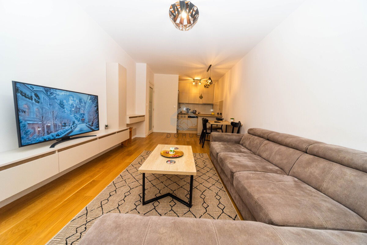 Izdavanje - Stan Podgorica, Central Point