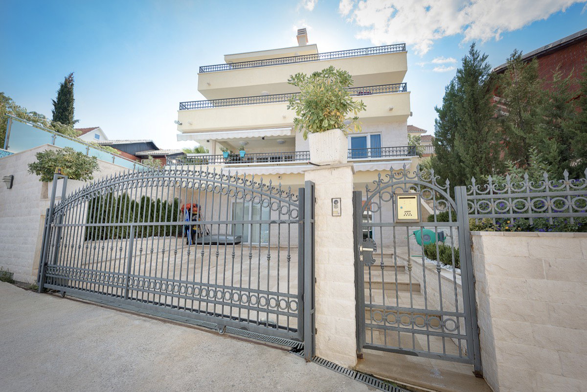 Продажа - Дом Tivat, Krašići