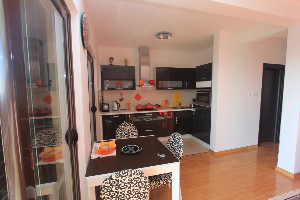 Sale - Apartment Budva, Rafailovići