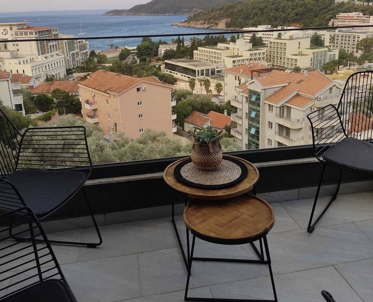 Sale - Apartment Budva, Bečići