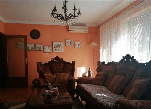 Продаж - Будинок Podgorica, Podgorica