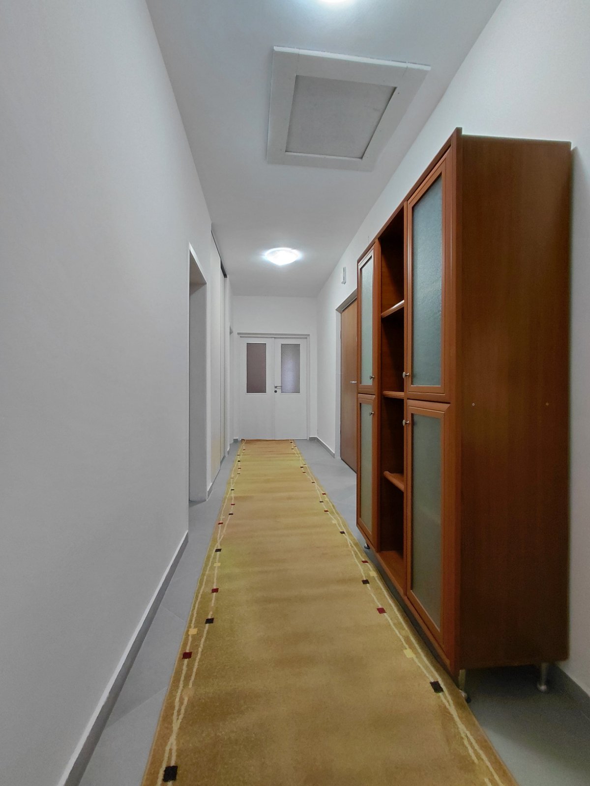 c59c20aa-a9da-4ae1-a153-7c8d318e4848.jpg
