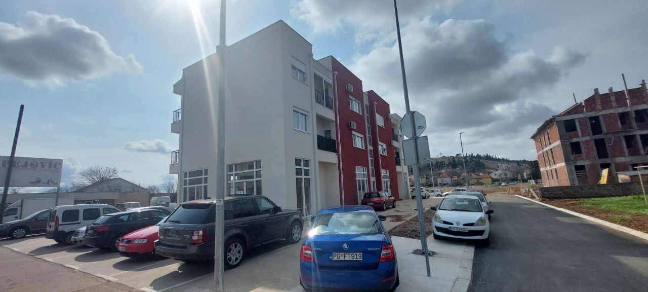 Продаж - Офісне приміщення Podgorica, Zagorič