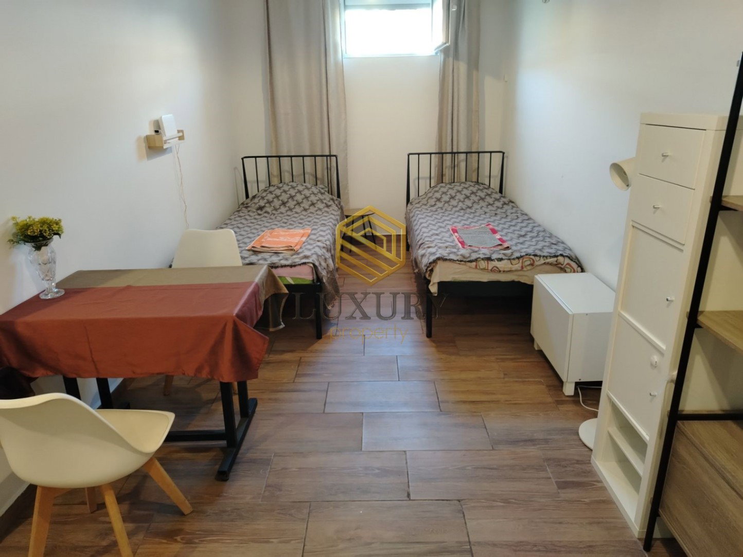 Продажа - Квартира Podgorica, Iza Delte