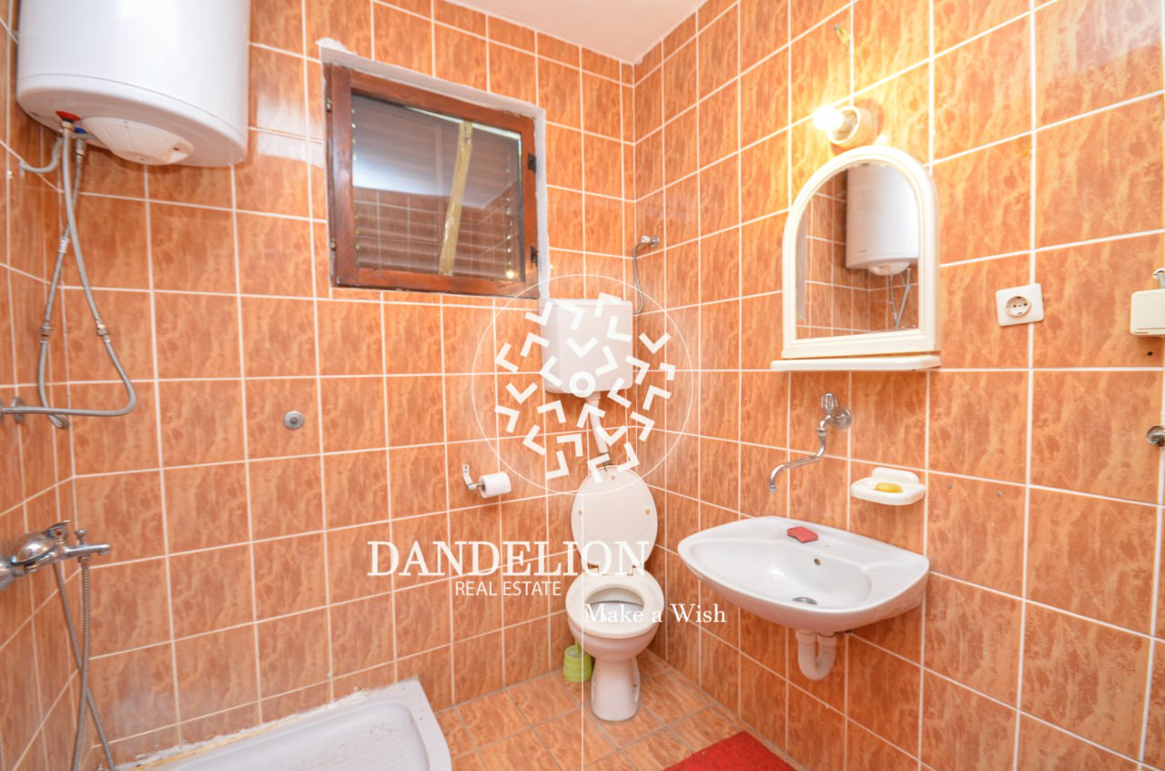 c6a6d679-80d0-4db6-b22a-cab511b65e0b.jpg