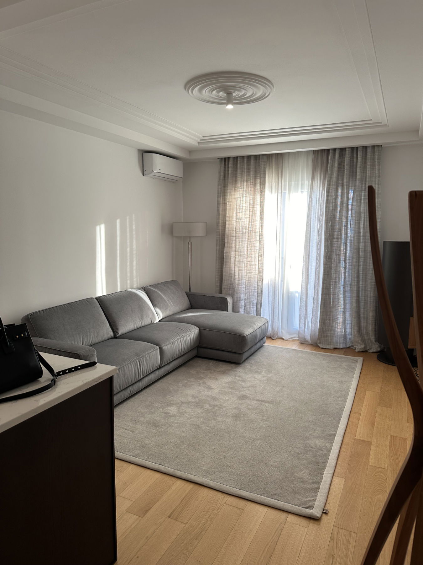 c7e7be41-5d60-41ac-872a-2961a7014463.jpg