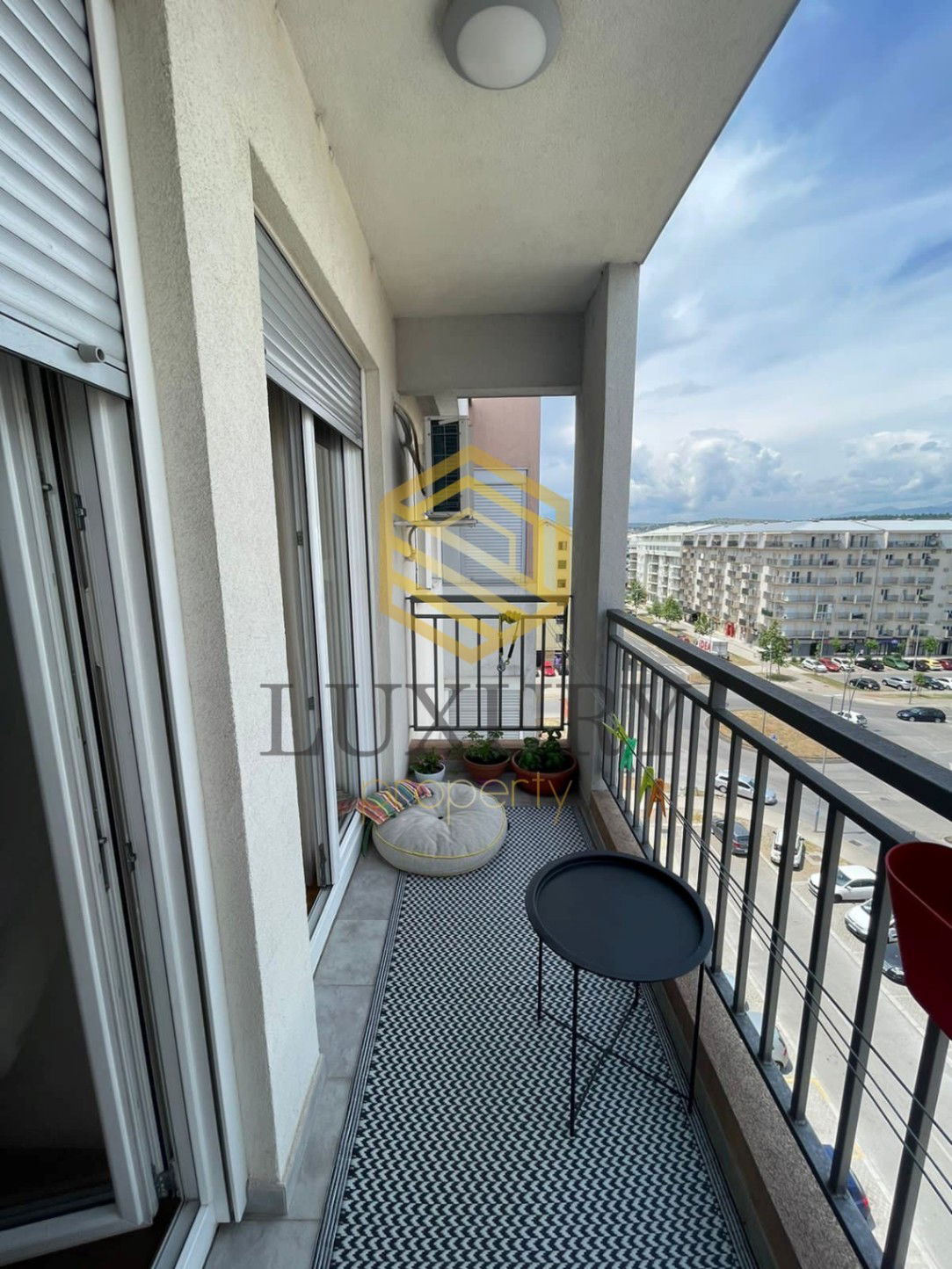 Izdavanje - Stan Podgorica, Stari Aerodrom