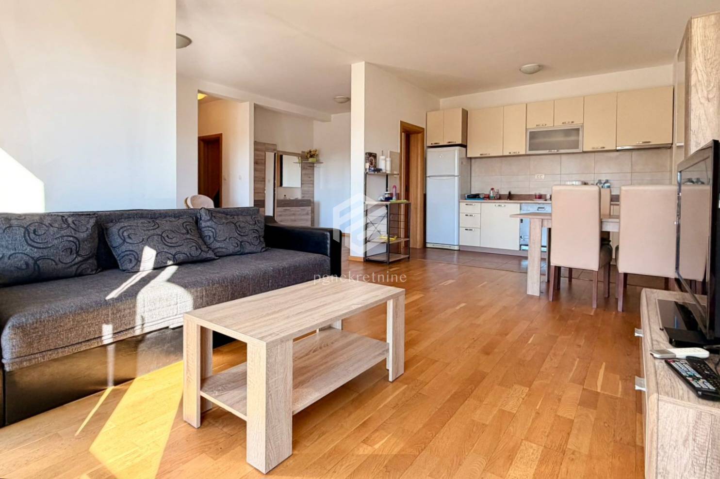 Izdavanje - Stan Podgorica, Zagorič