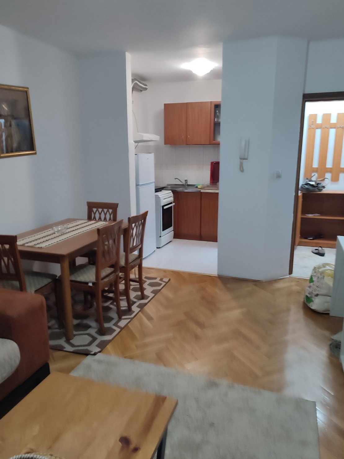c8b28505-1711-4f06-8413-ae98a09506cc.jpg