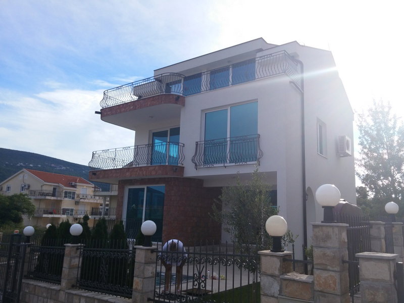 Sale - House Herceg Novi, Đenovići