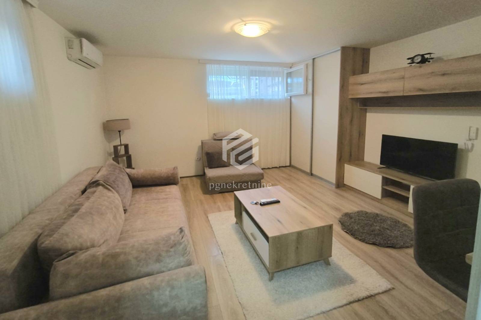 Kiralık - Daire Podgorica, Krivi Most