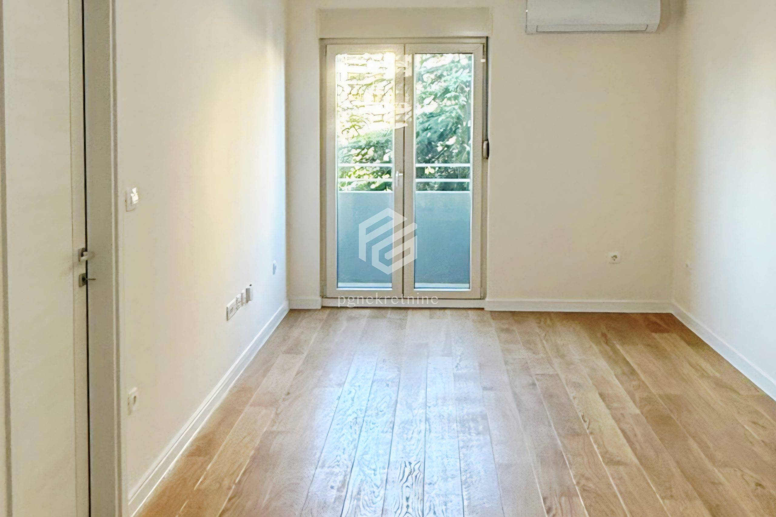 Оренда - Квартира Podgorica, Central Point