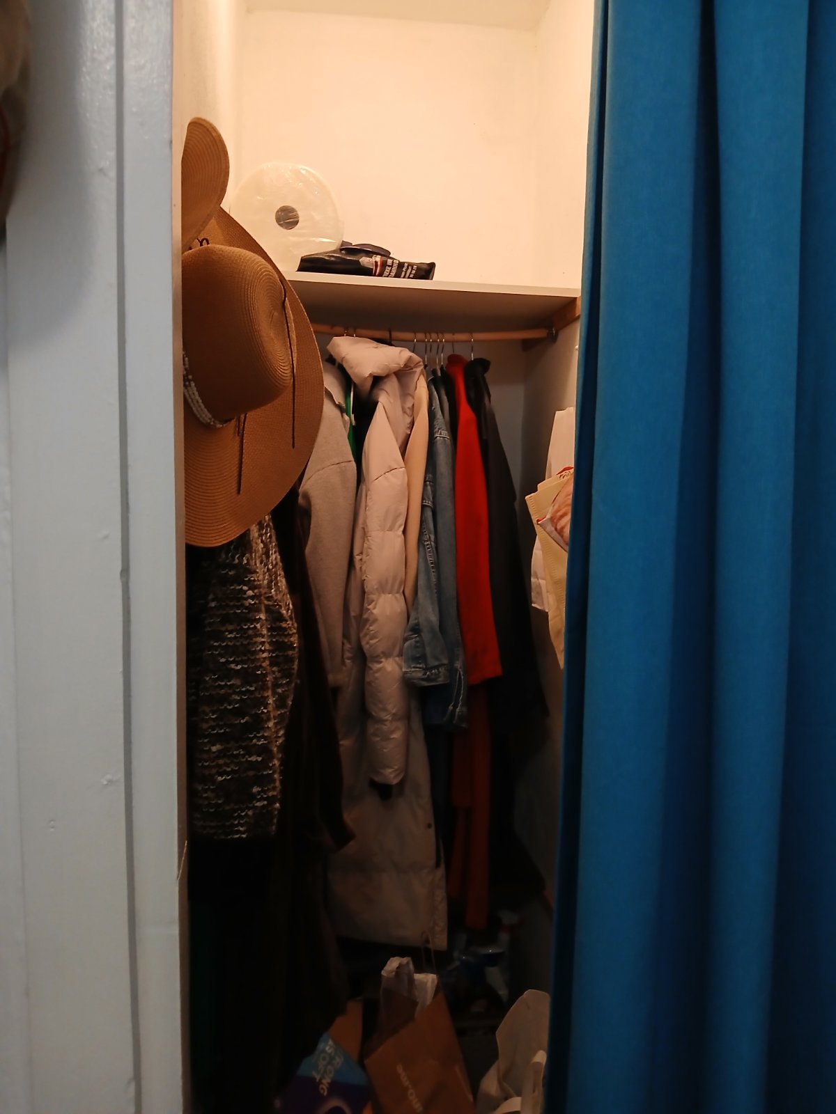 c9c5c904-fcab-481e-ab6b-0c88551cb76b.jpg