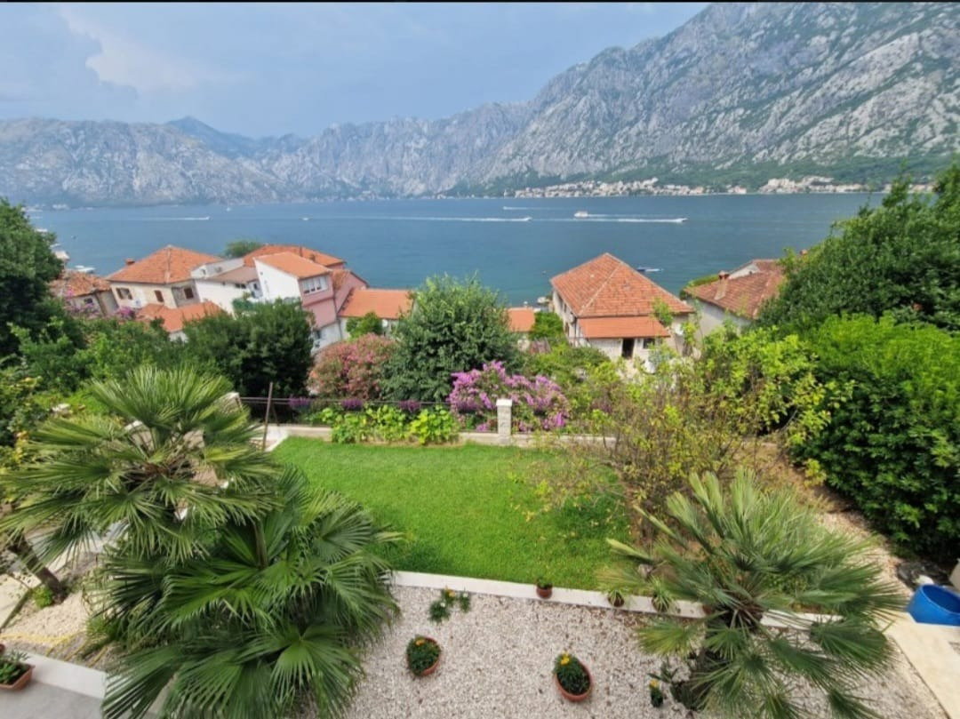 Prodaja - Kuća Kotor, Prčanj
