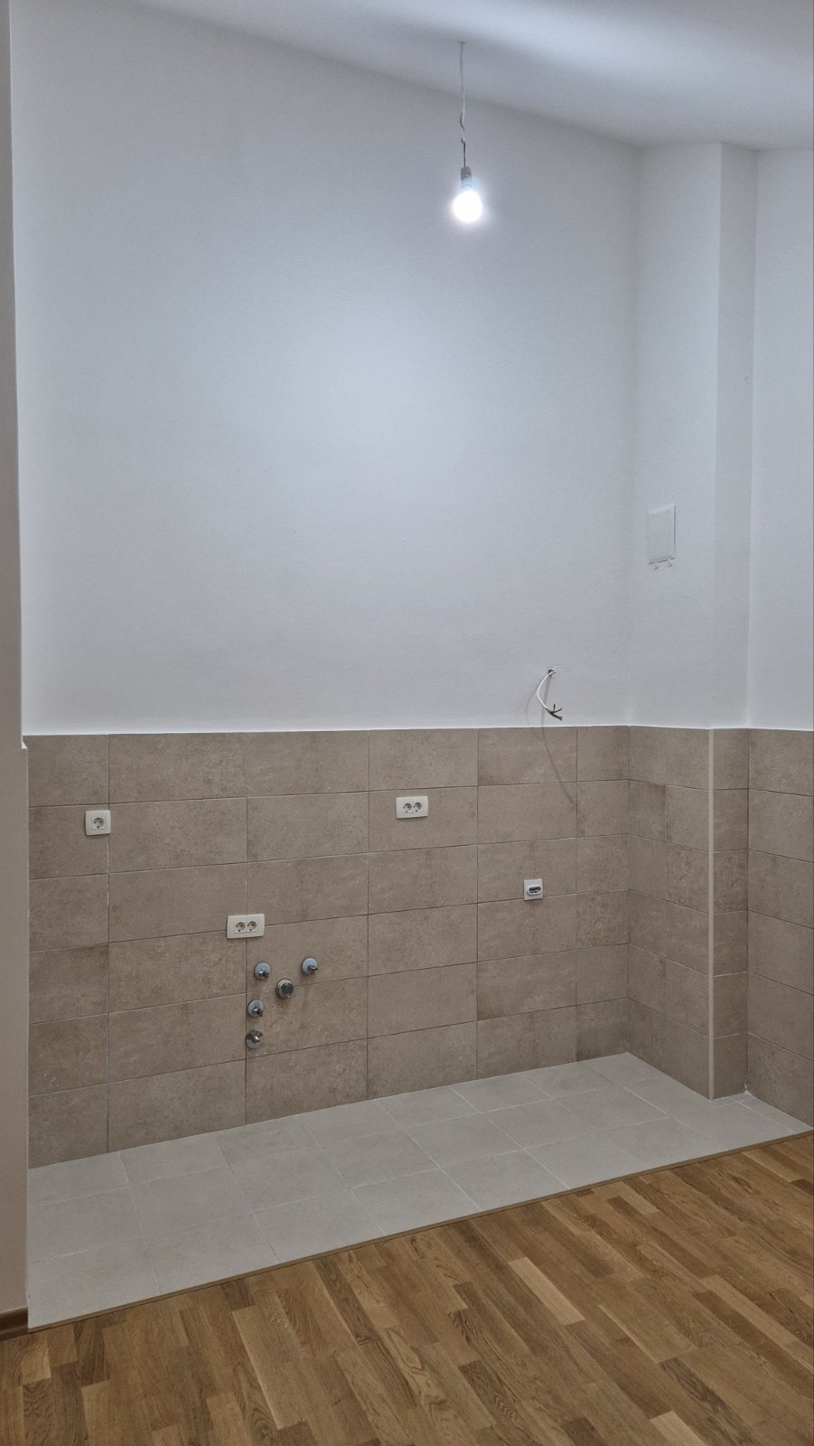 Продаж - Квартира Podgorica, Stari Aerodrom