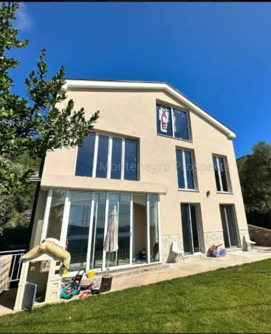 Sale - House Herceg Novi, Baošići