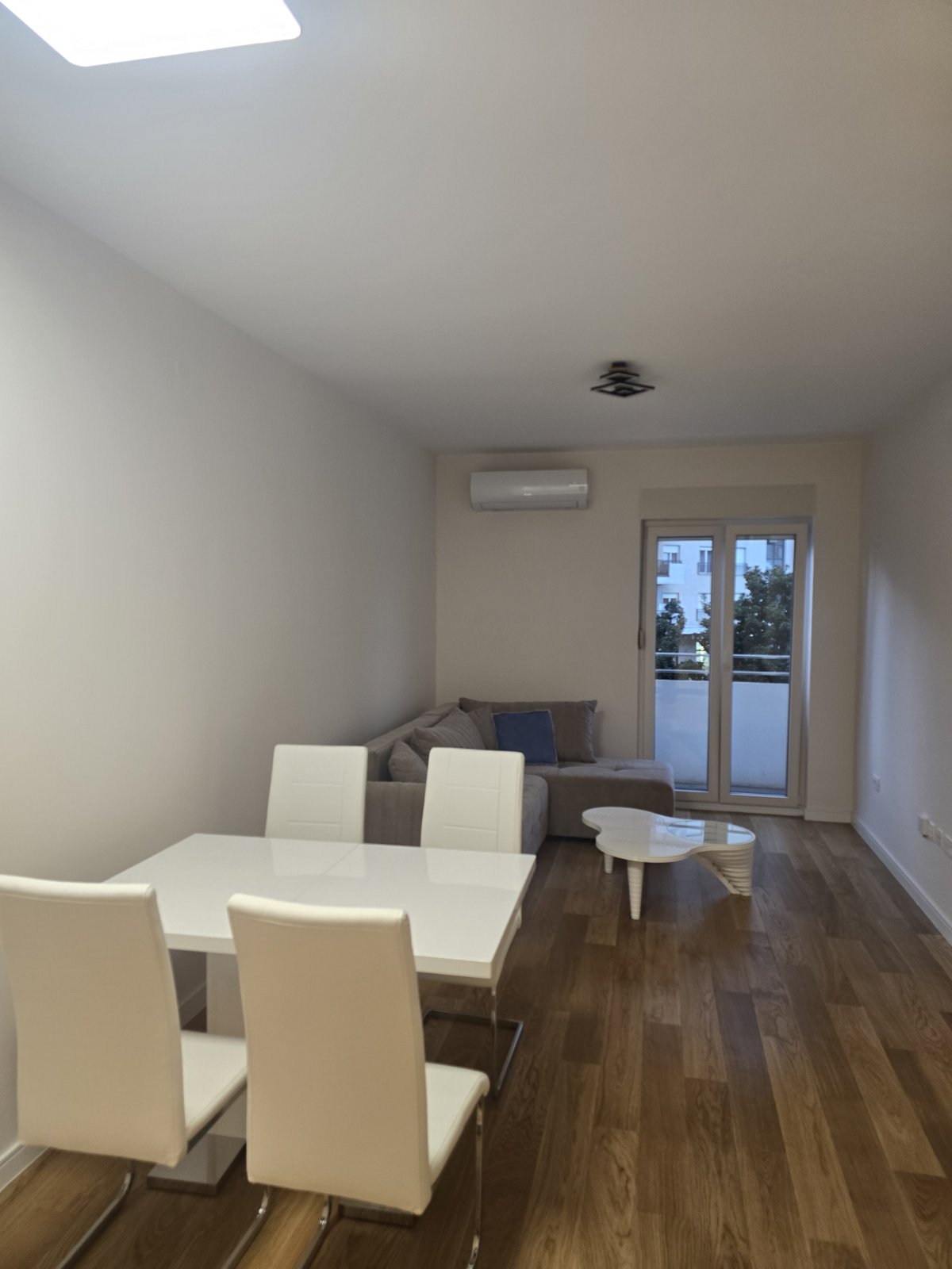 Izdavanje - Stan Podgorica, Central Point