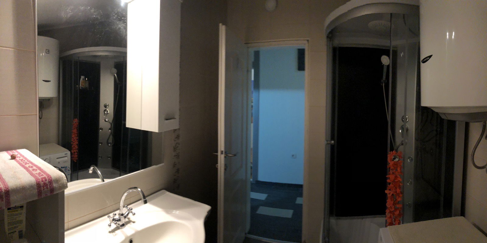 ccff6ea2-ba6b-4d17-babf-52756b3e2120.jpg