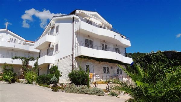 Sale - Apartment Herceg Novi, Bijela