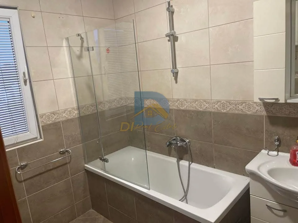 Slika nekretnine 8