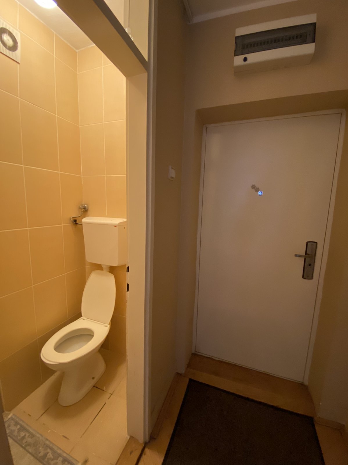 d11d9cbe-c289-4d63-bb41-8ff49d358be2.jpg