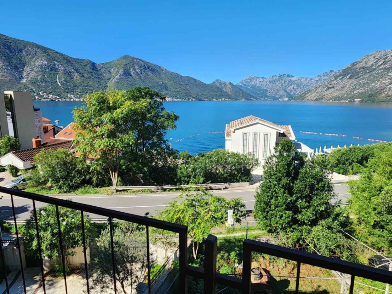 Продаж - Будинок Kotor, Dobrota