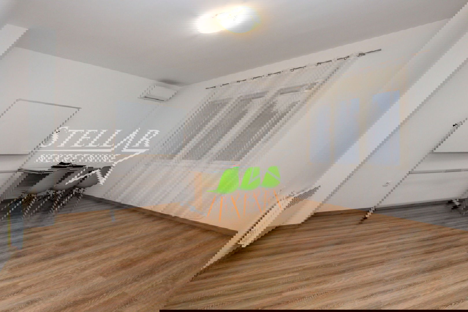 Оренда - Офісне приміщення Podgorica, Gorica C