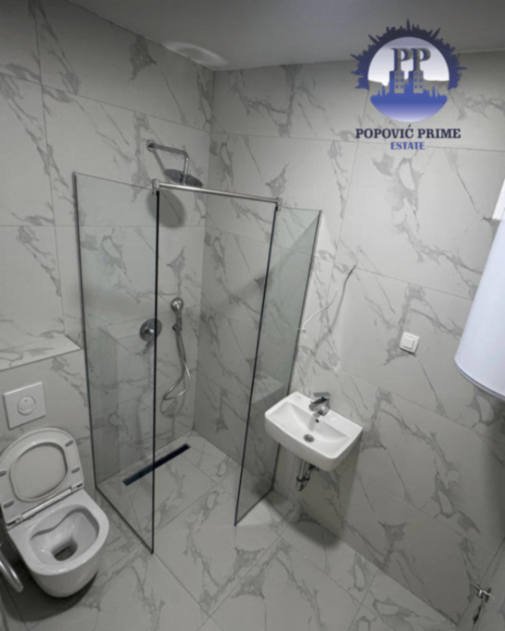 d2301695-ac66-49eb-b3db-f0ba1f3d8e0d.png