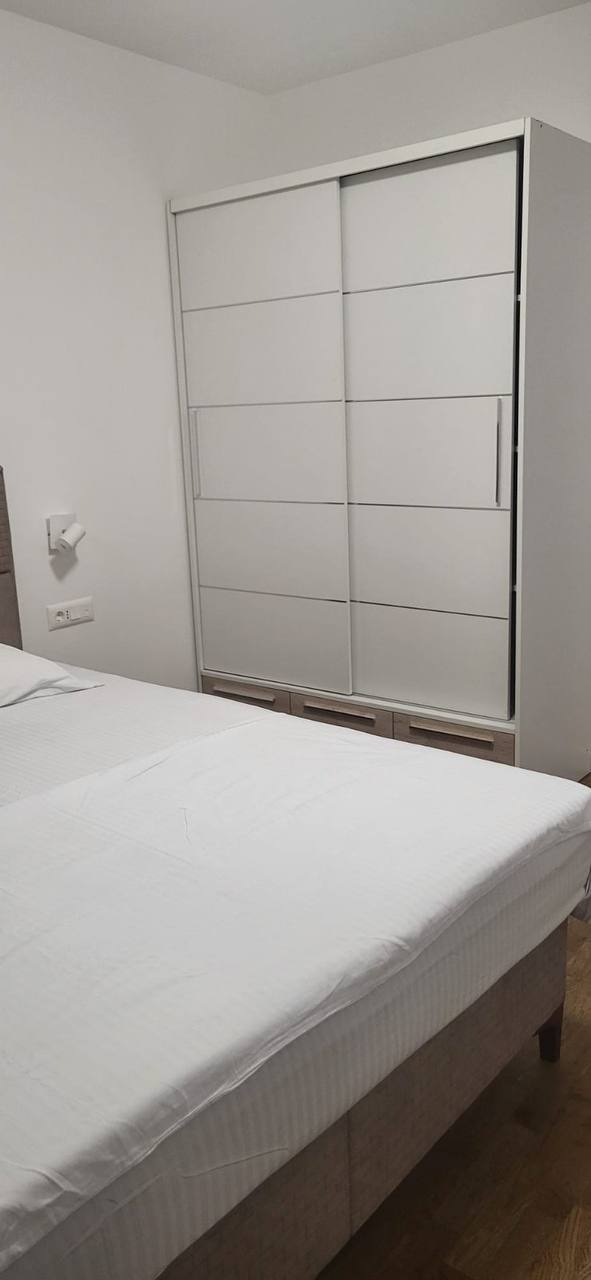 d2f87995-9aa8-4c2a-999a-6d315082fe7b.jpg