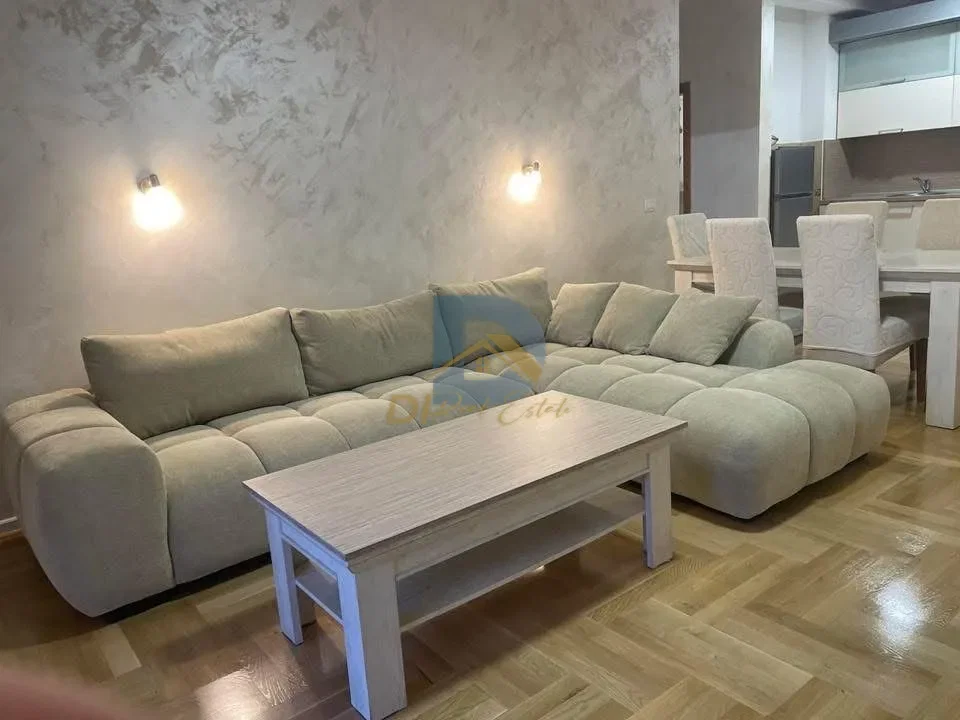 Izdavanje - Stan Tivat, Bonići