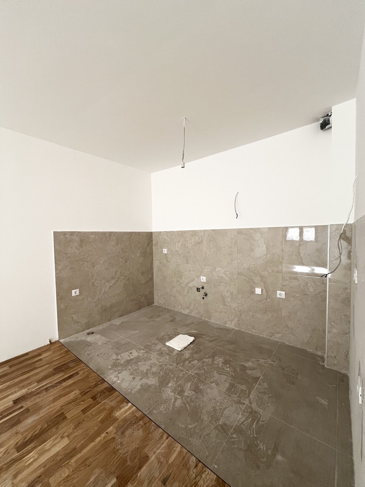 d472ae33-d8fd-41c5-86f1-7db6e080d59d.jpg