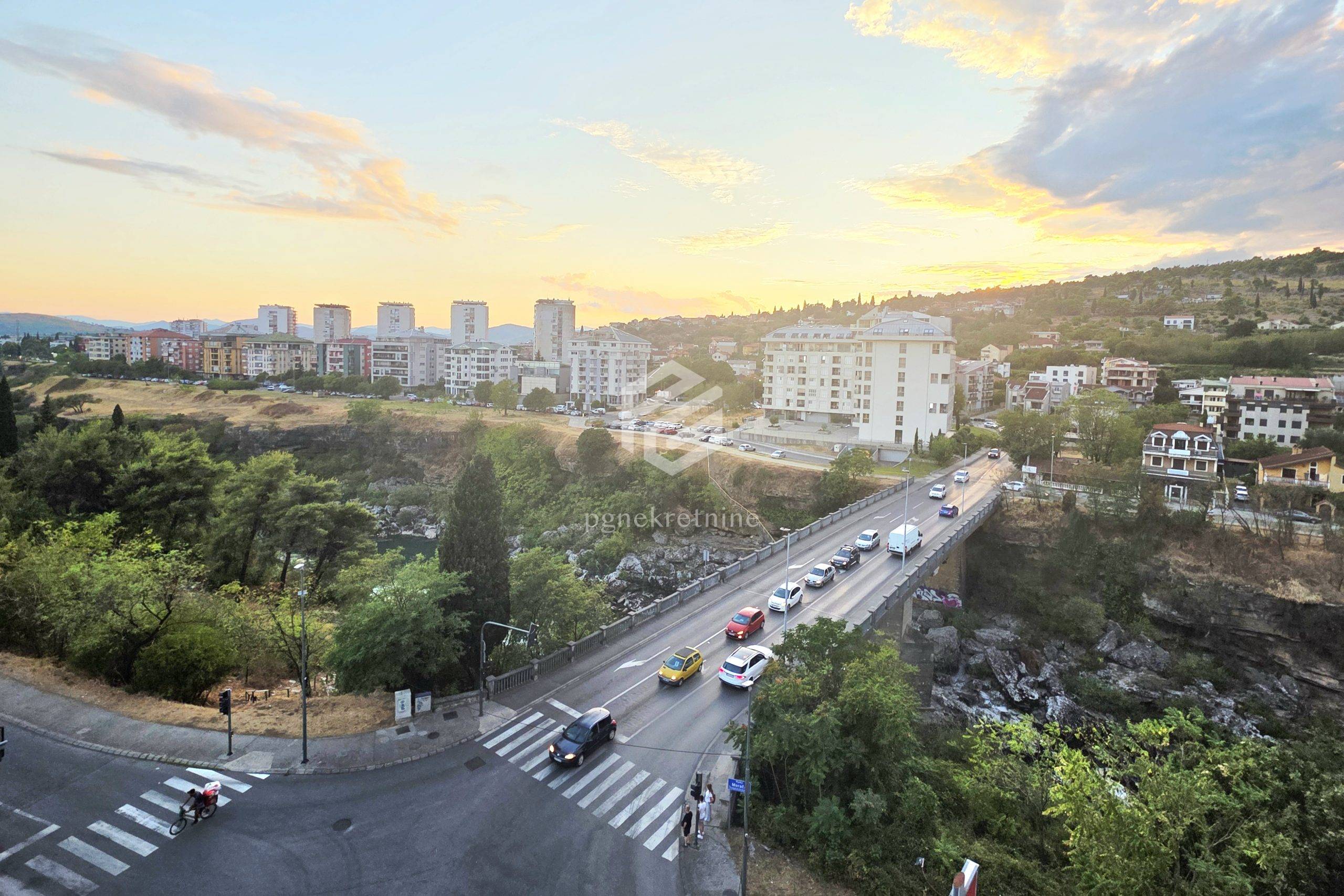 Slika nekretnine 16