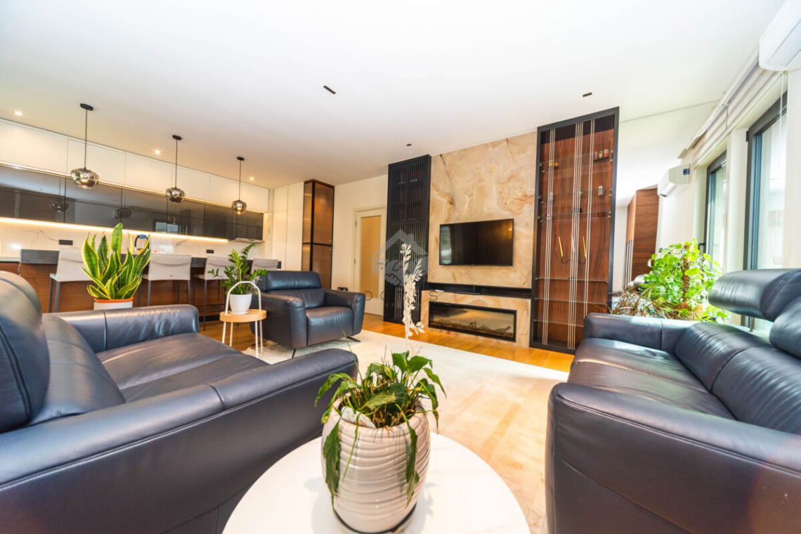 Sale - Apartment Podgorica, Pod Goricom