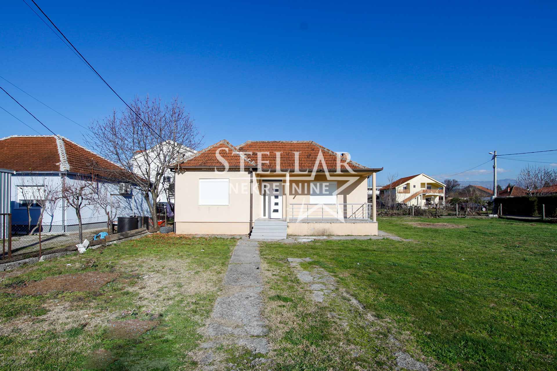 Оренда - Будинок Podgorica, Gornja Gorica