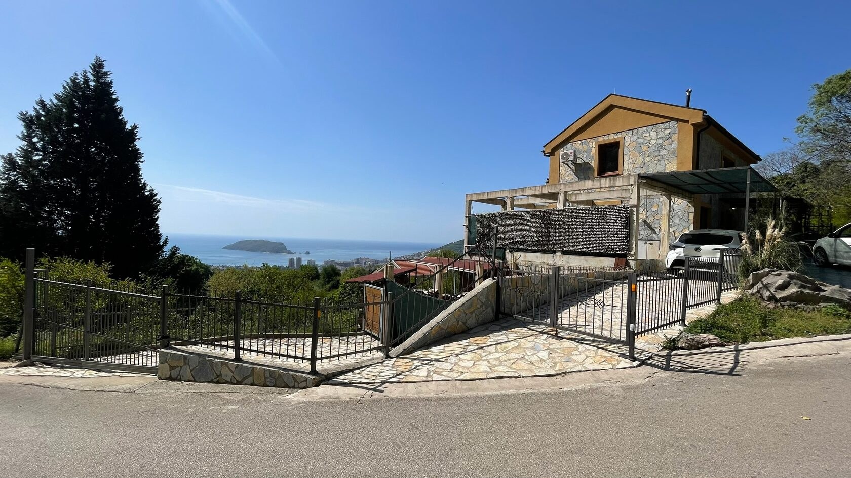 Prodaja - Kuća Budva, Maine