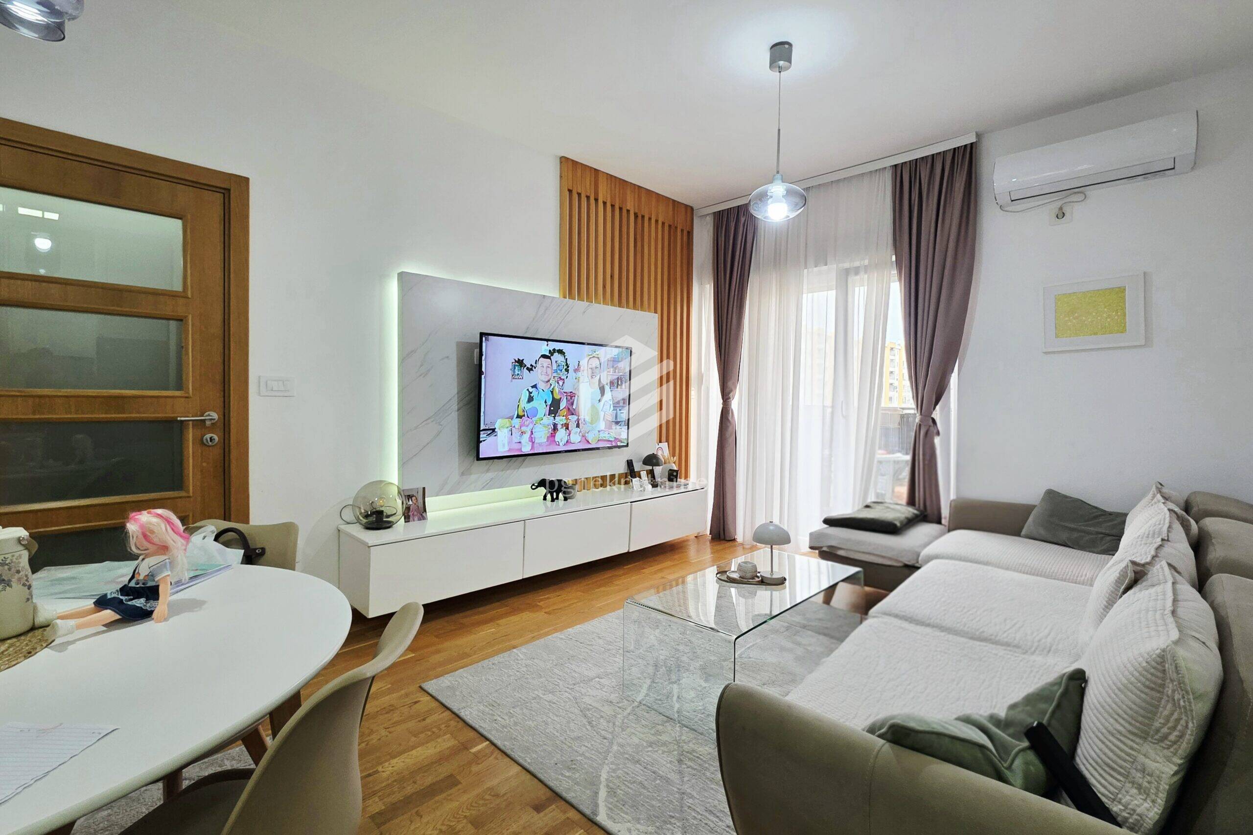 Sale - Apartment Podgorica, Stari Aerodrom