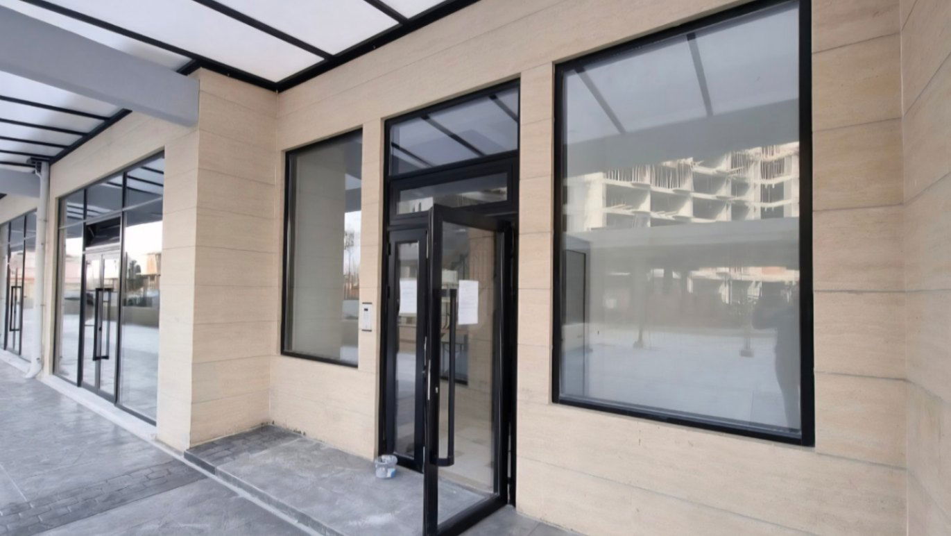 Продаж - Офісне приміщення Podgorica, Central Point