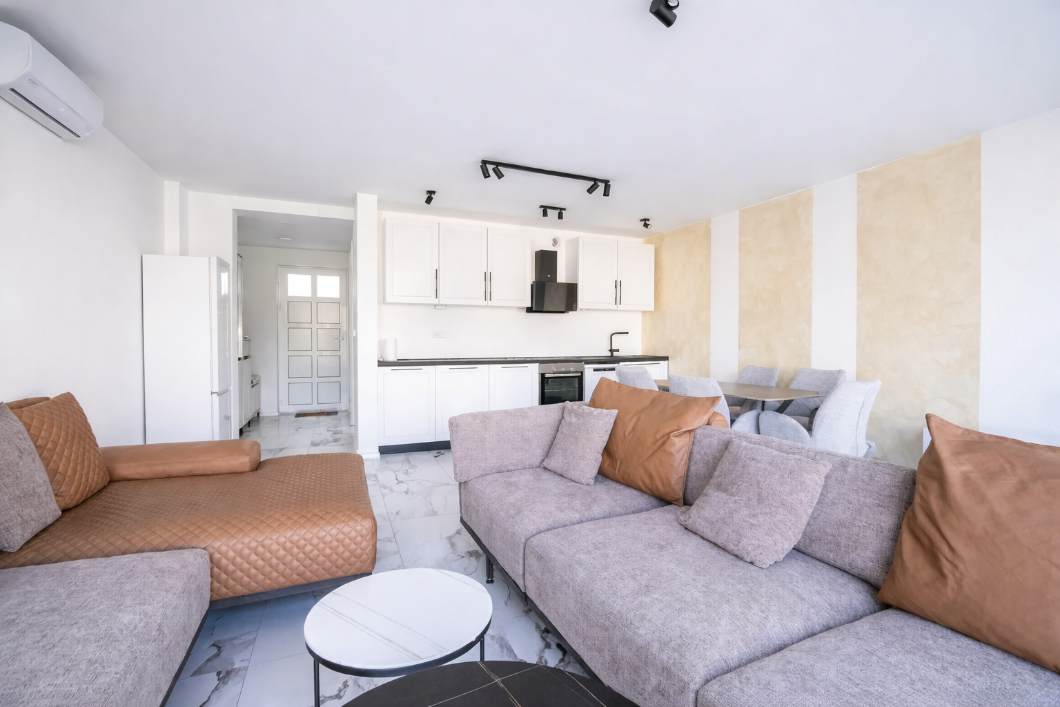 Продажа - Дом Tivat, Tivat