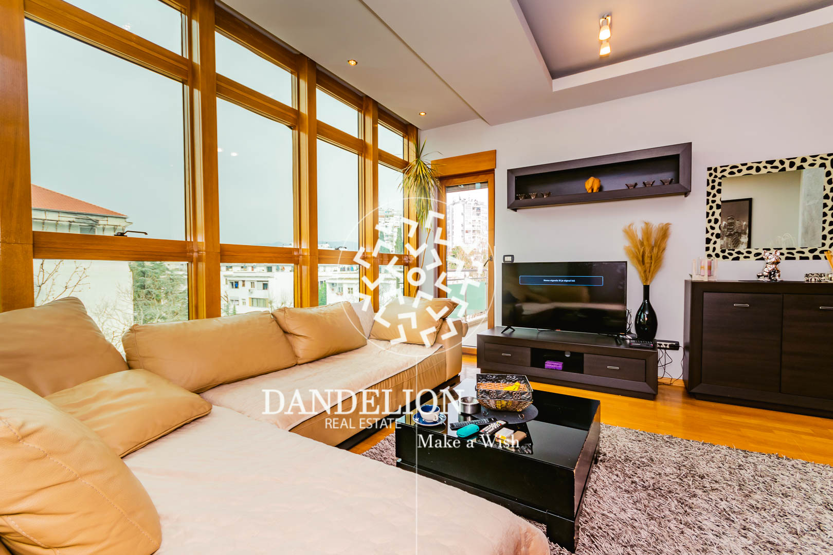 d7d94cd7-a981-4ba6-8c1d-a0c59434f2a8.jpg