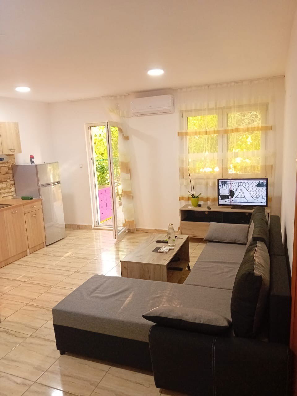 Izdavanje - Stan Podgorica, Zabjelo