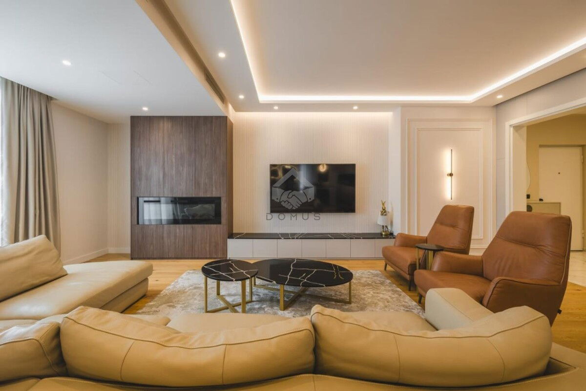 Sale - Apartment Podgorica, Centar
