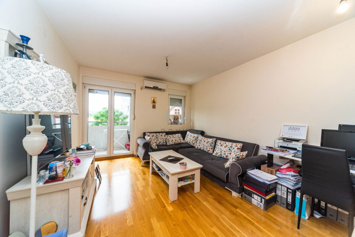 Sale - Apartment Podgorica, Stari Aerodrom